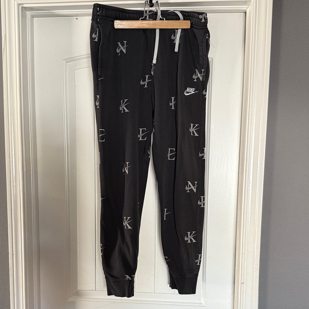 Nike Men’s Gray Logo Joggers